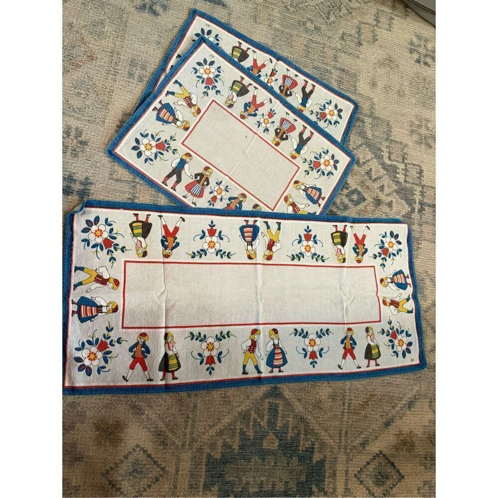 Vintage Hill Sweden Table Runner Linens And 2 Placemats